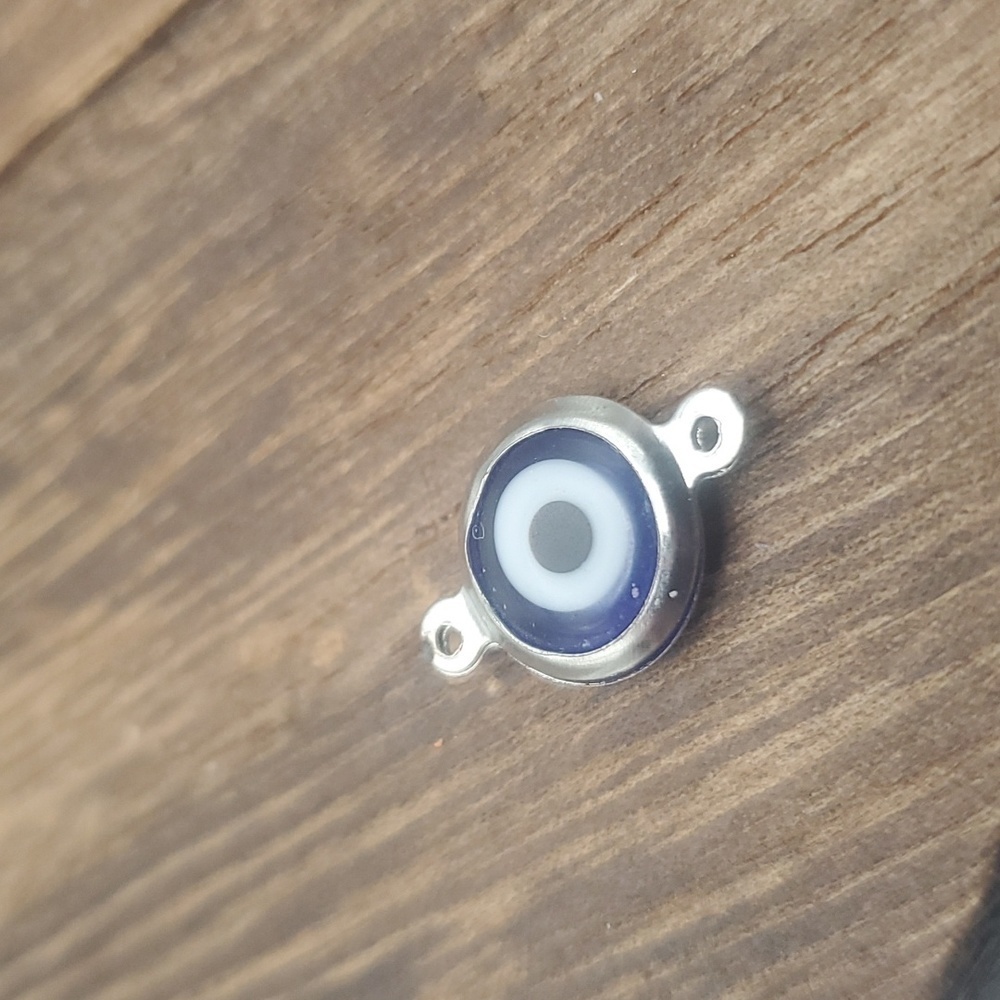 Evil‎ eye totem charm pendant